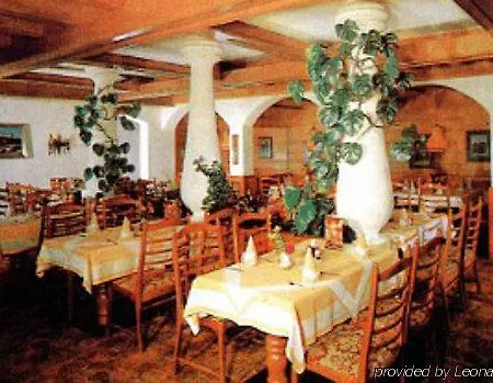 Hotel Bruggerhof - Camping, Restaurant,