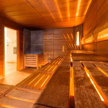 Hotel Bruggerhof - Camping, Restaurant,